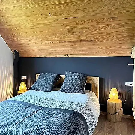 Refuge De La Banne 宾馆 *